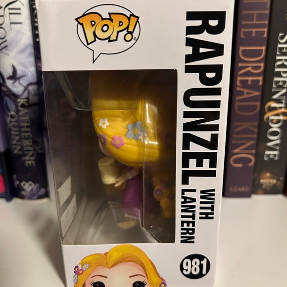 Funko Pop! Disney Rapunzel Box Lunch Exclusive - Picture 4 of 6